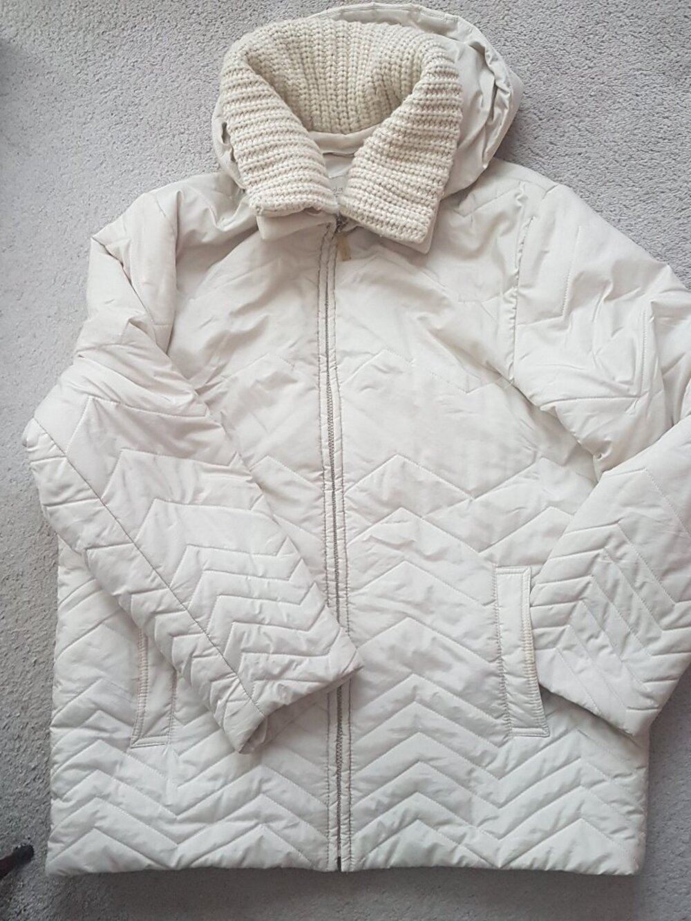Women's winter white jacket